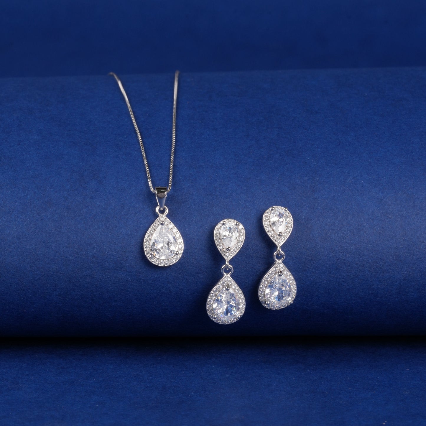 925 Sterling Silver Drop Solitaire Pendant Set