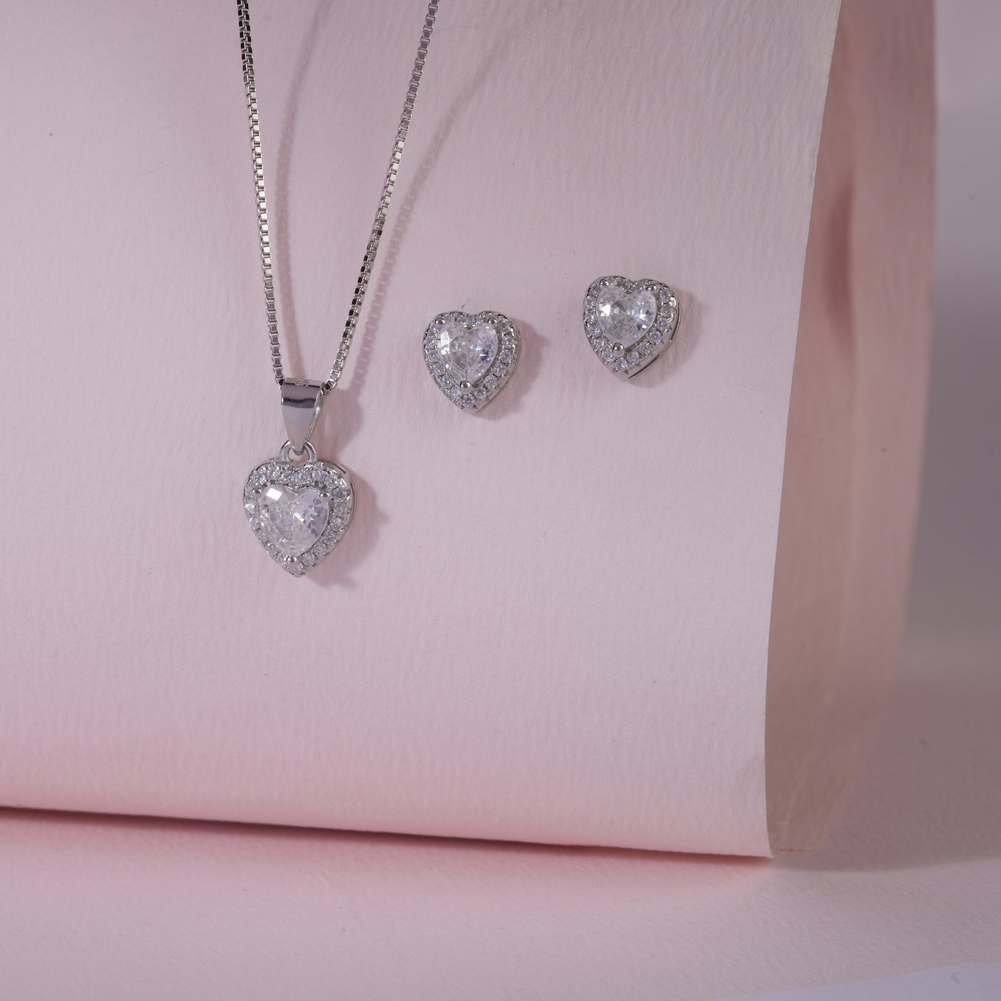 925 Sterling Silver Heart Solitaire Pendant Set